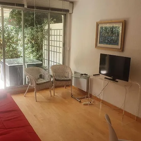 Charming 42m With Terrace In The Center فندق